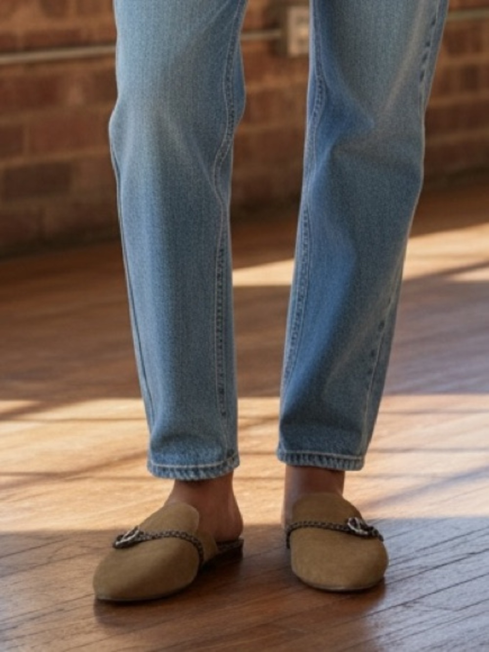 Violet & Red‎ Selma Camel Leather Mules
